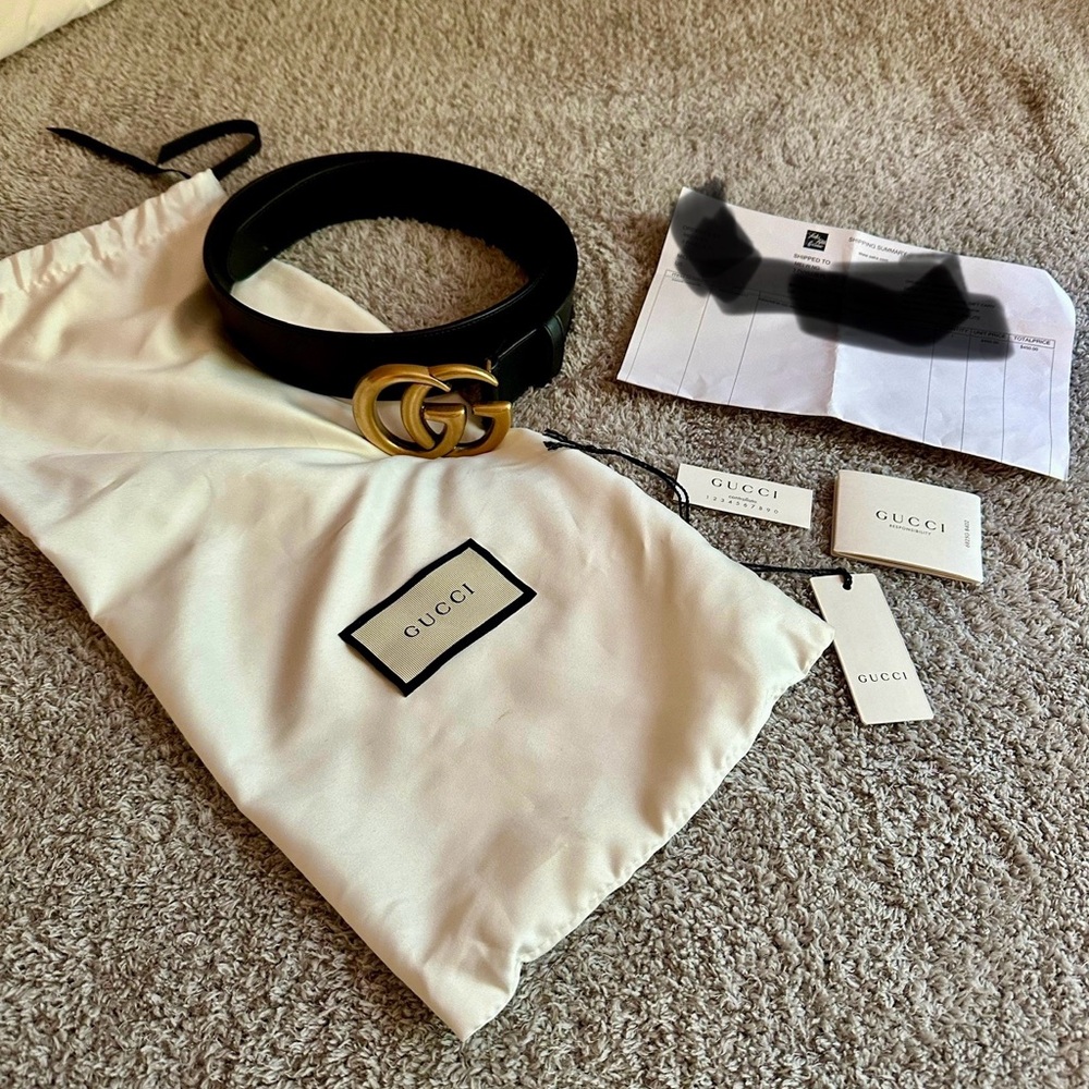 Authentic black Gucci belt gold buckle hardware w Dust Bag Tags